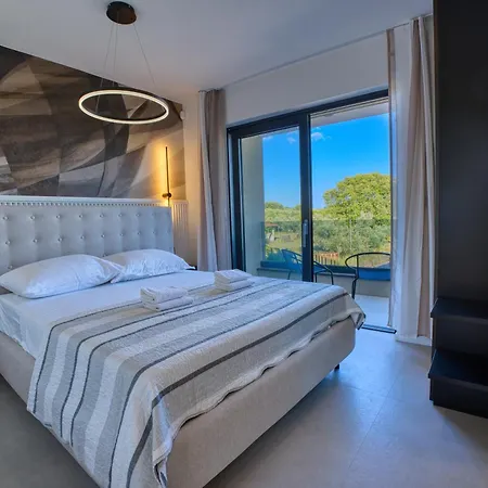 Sergo House * 파자나