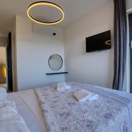 Sergo House 파자나