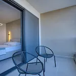 아파트 Sergo House