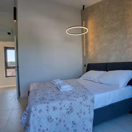 Appartement Sergo House *