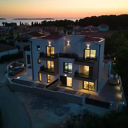 Sergo House Apartment