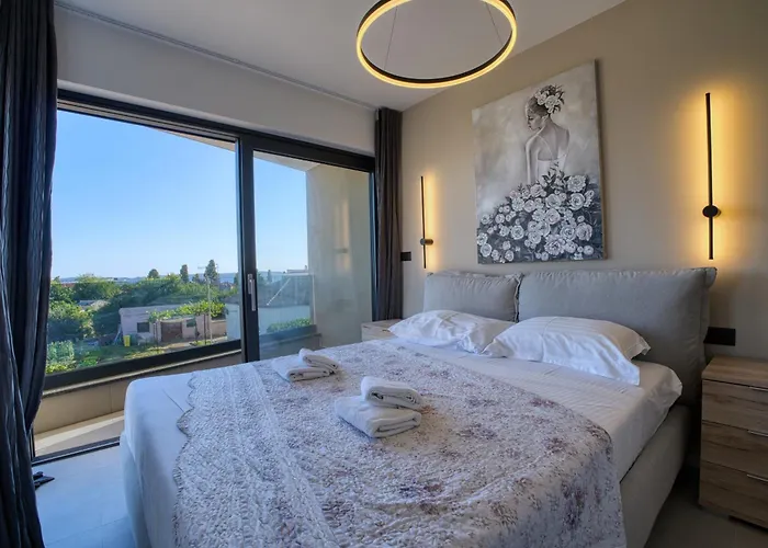 Sergo House Apartment